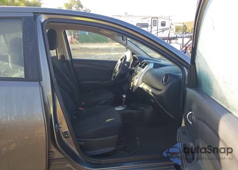 2016 Nissan Versa 1.6 Sv из США, поврежденный, VIN 3N1CN7AP1GL826794